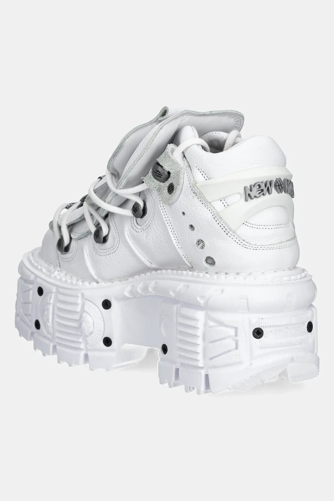 ANKLE BOOT IMPERFECT WITH LACES