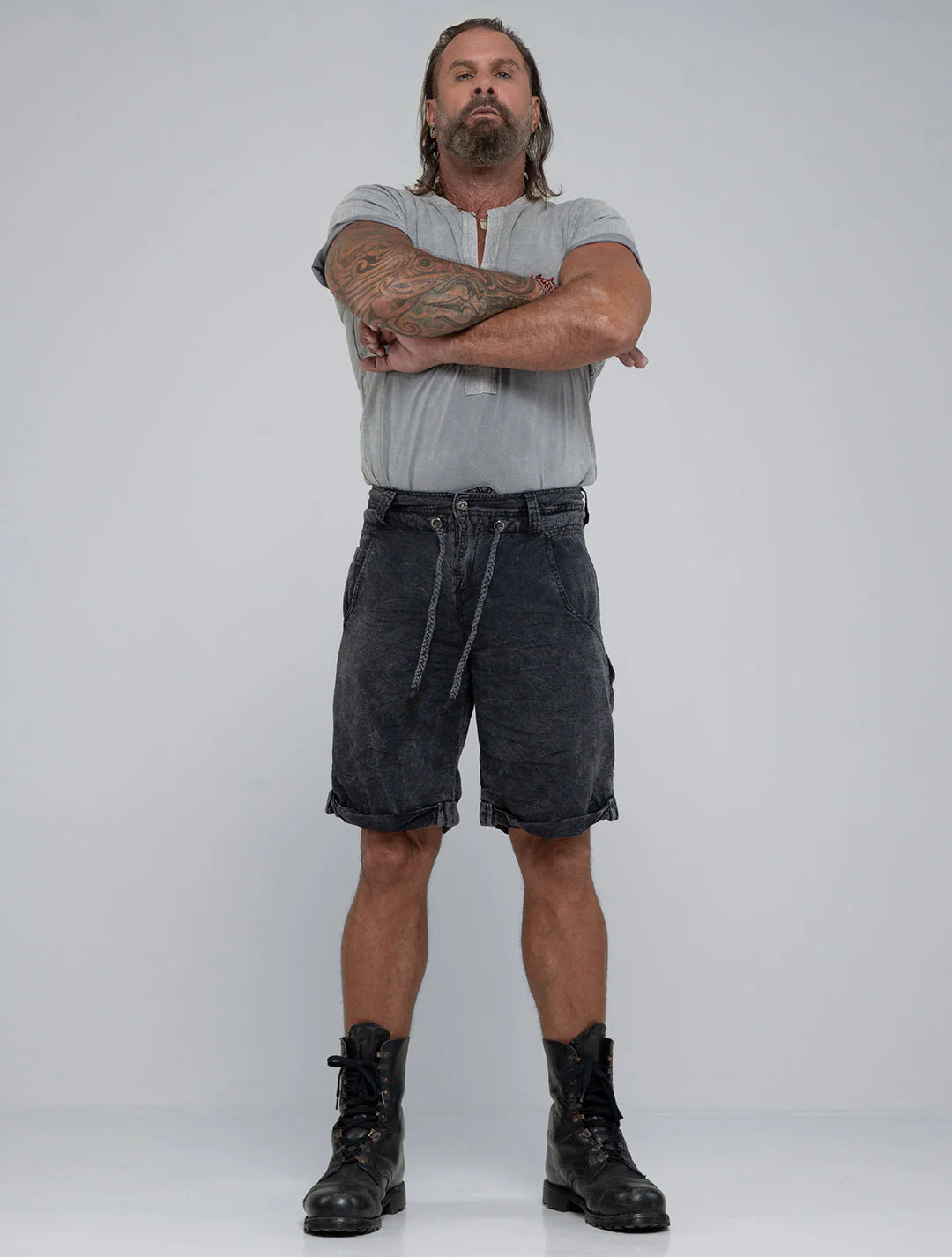 BOA Shorts In Washed Black