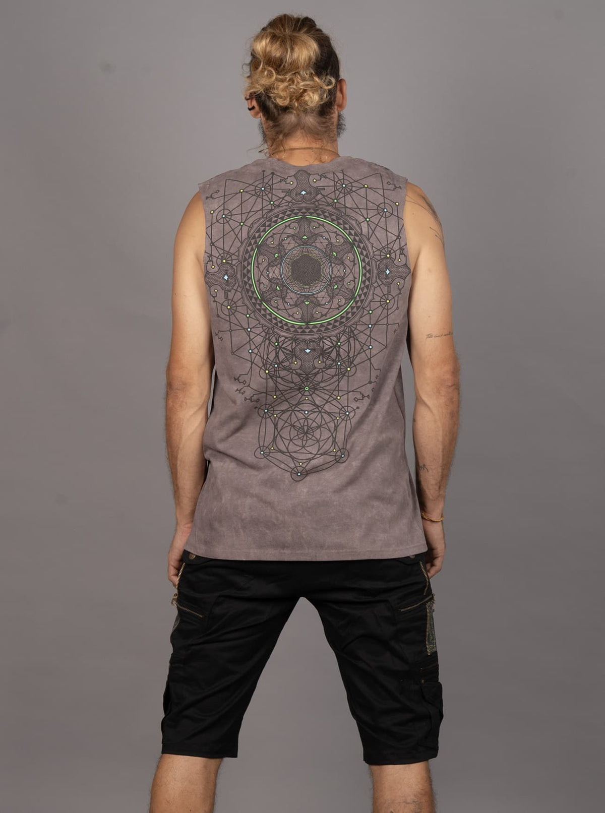 SHII Tank Top In Brown