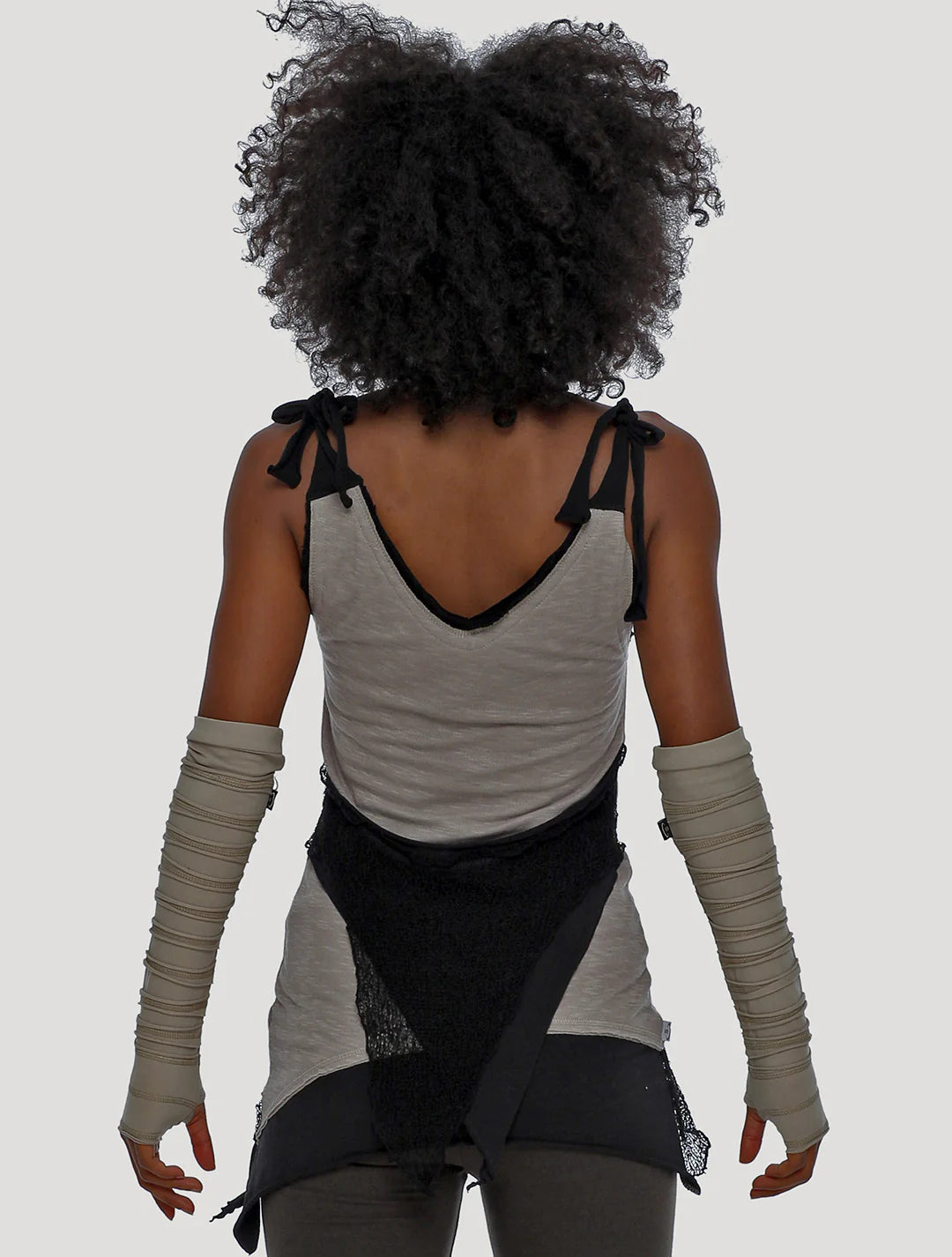 CHICA RMS Adjustable Sleeveless Top In Cement/Black