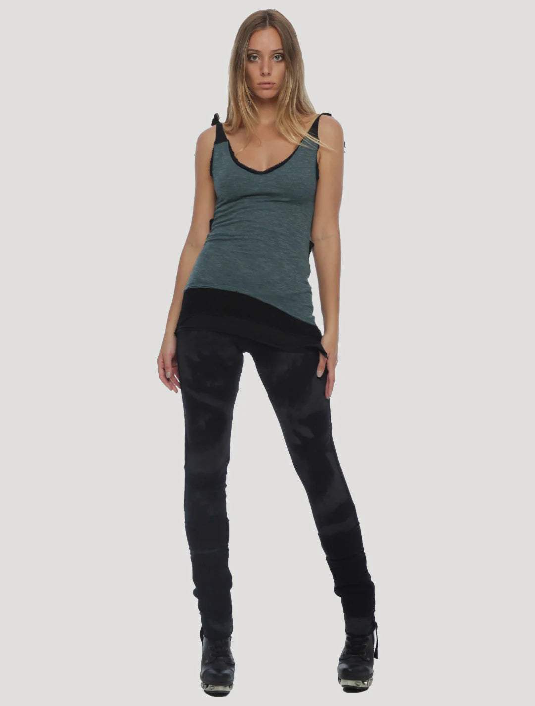 CHICA RMS Adjustable Sleeveless Top In Teal