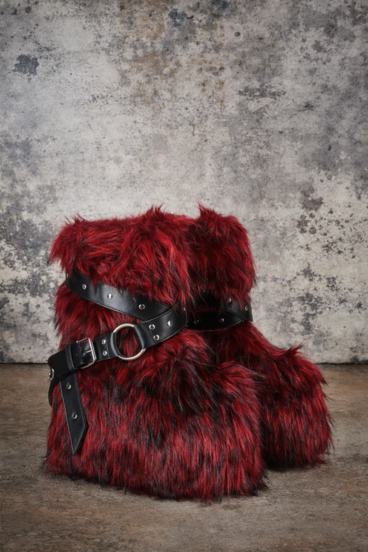 Low Faux Fur Buckle Straps Boots - Red
