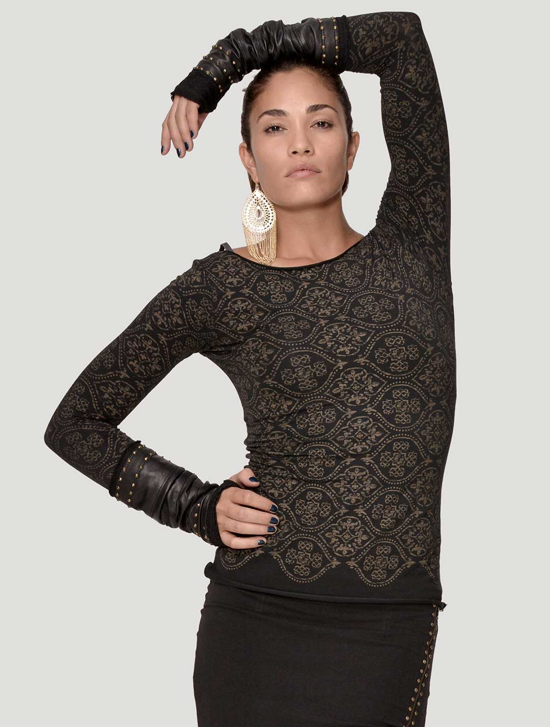 DRAG BRAIDED Long Sleeve top In Black