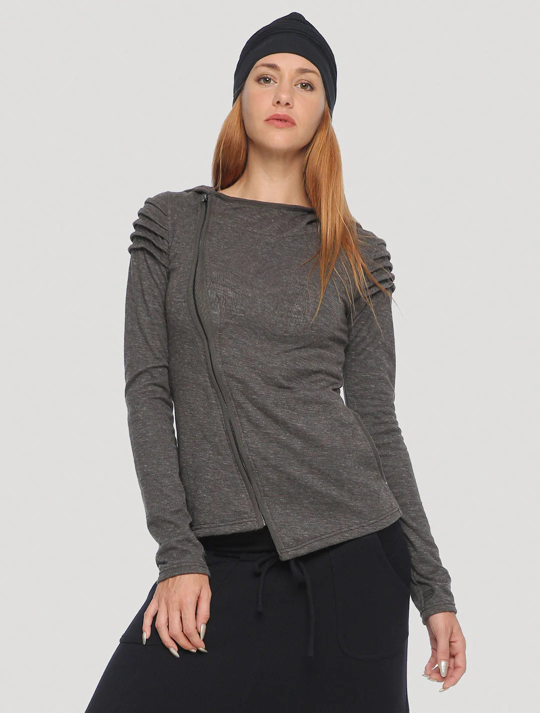 DOGON LIGHT Hood Sweater In Charcoal