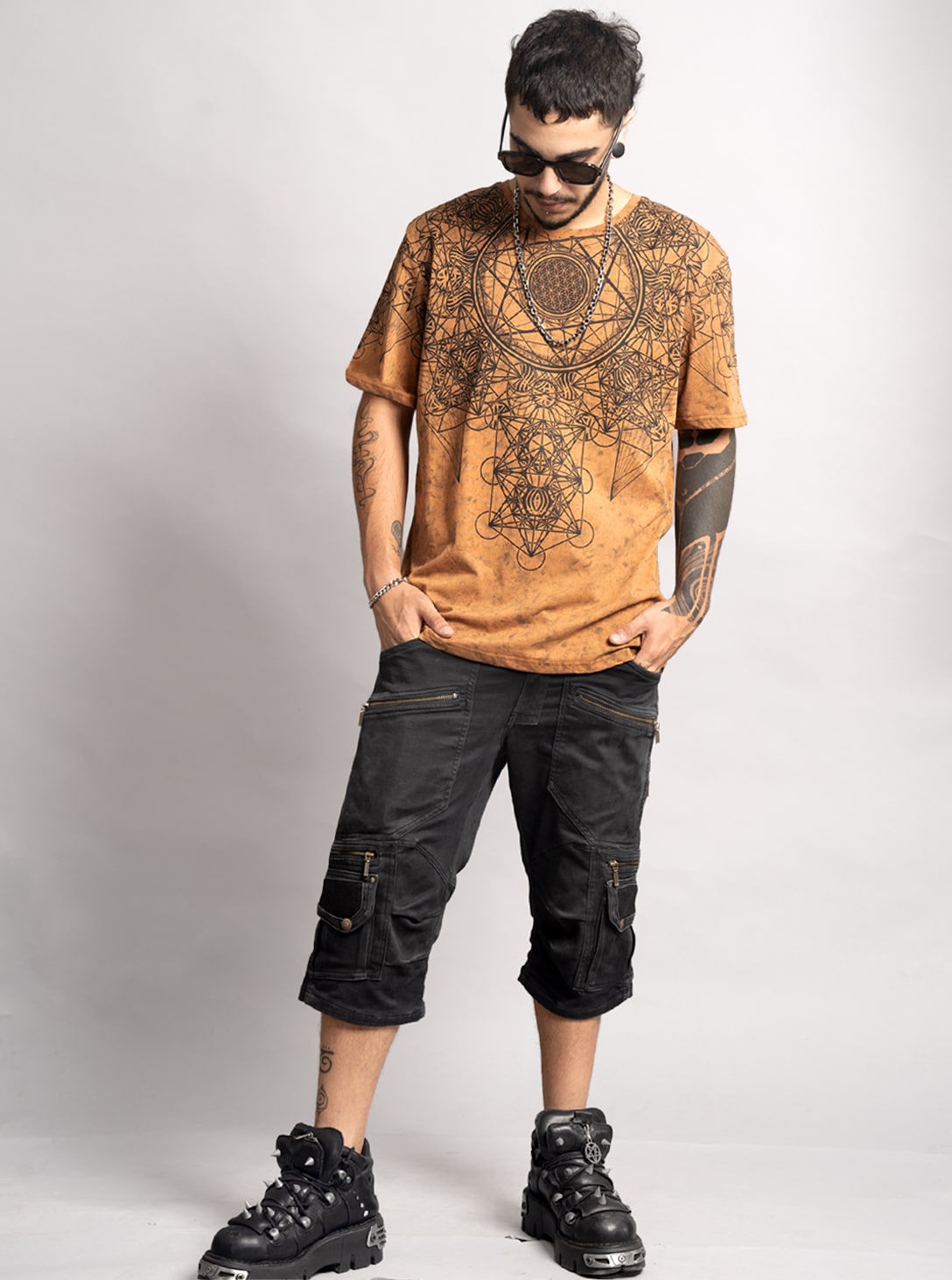 GRID THEORY T-Shirt In Orange Tie-Dye