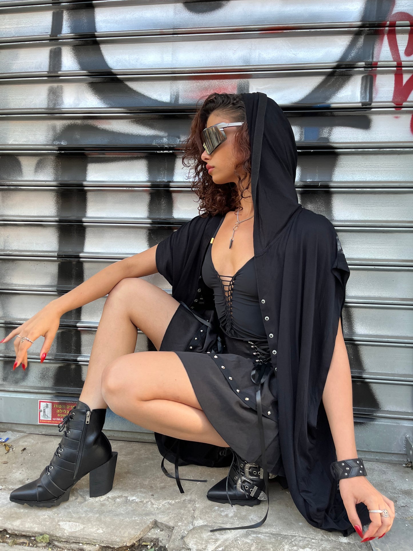 IMMA Hooded Kaftan In Black