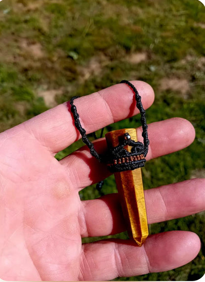 Tiger’s Eye Macramé Necklace