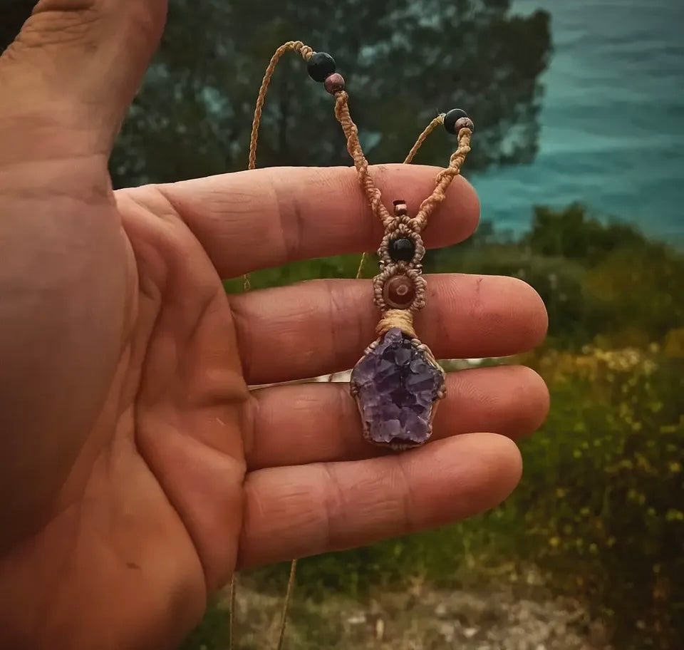 Raw Amethyst Macramé Necklace
