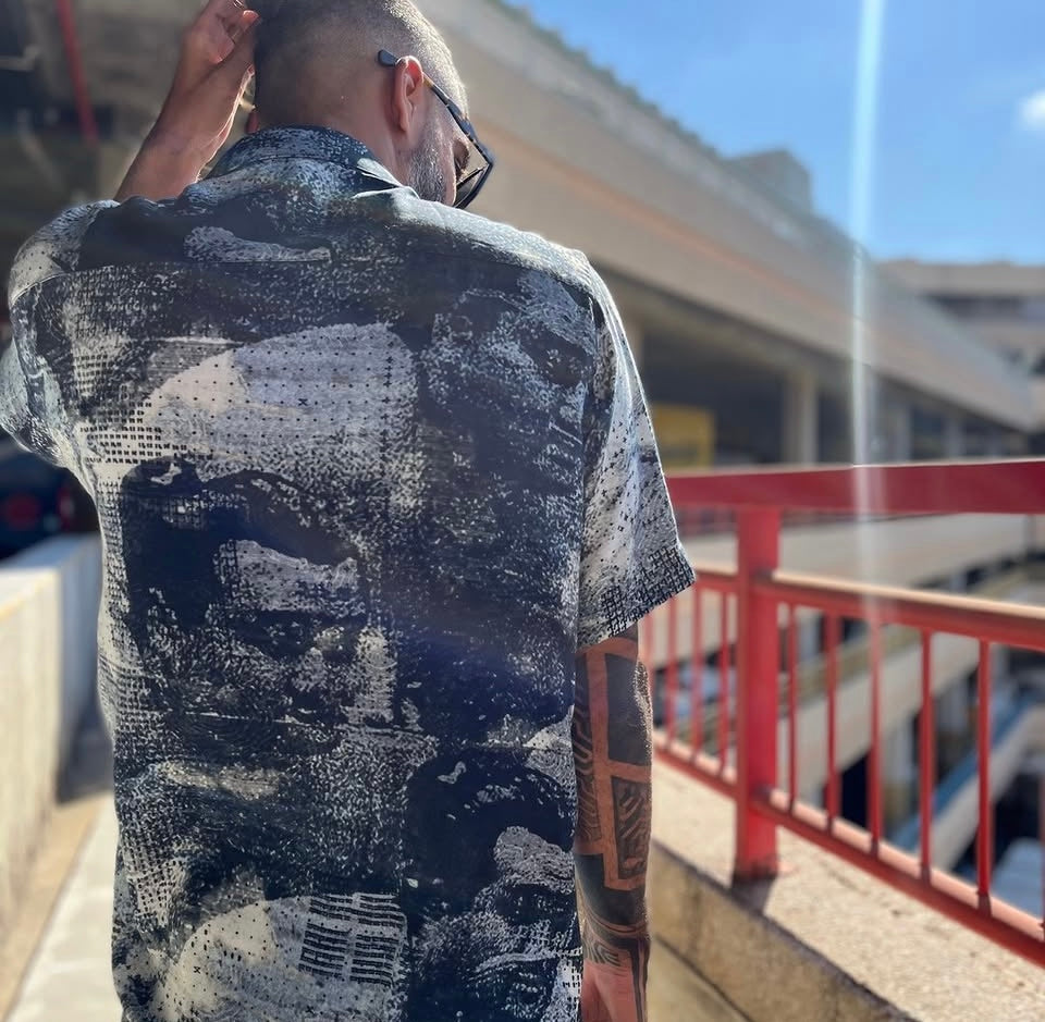 SUMO WAVES Short Sleeve Button Shirt