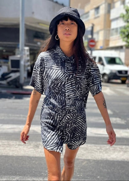 TIGA Unisex Short Sleeve Button Shirt