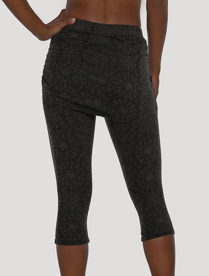 ISIS The Goddess Capri Skirted Leggings Pants In Black