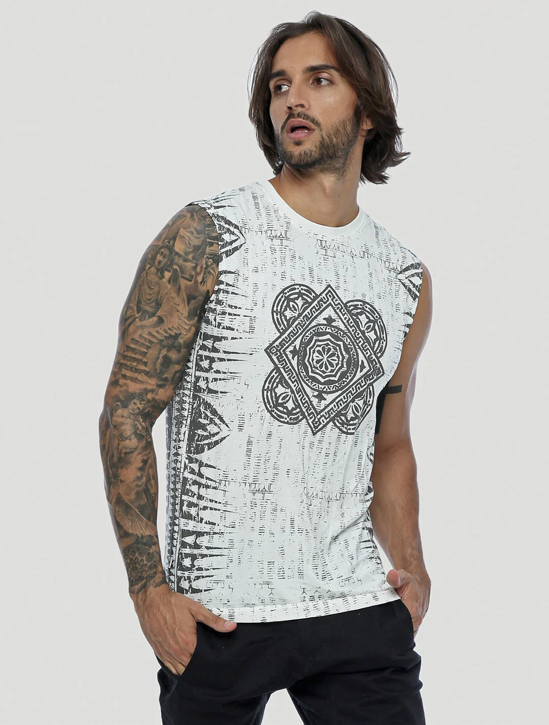 JAYA Sleeveless Tee In Off White