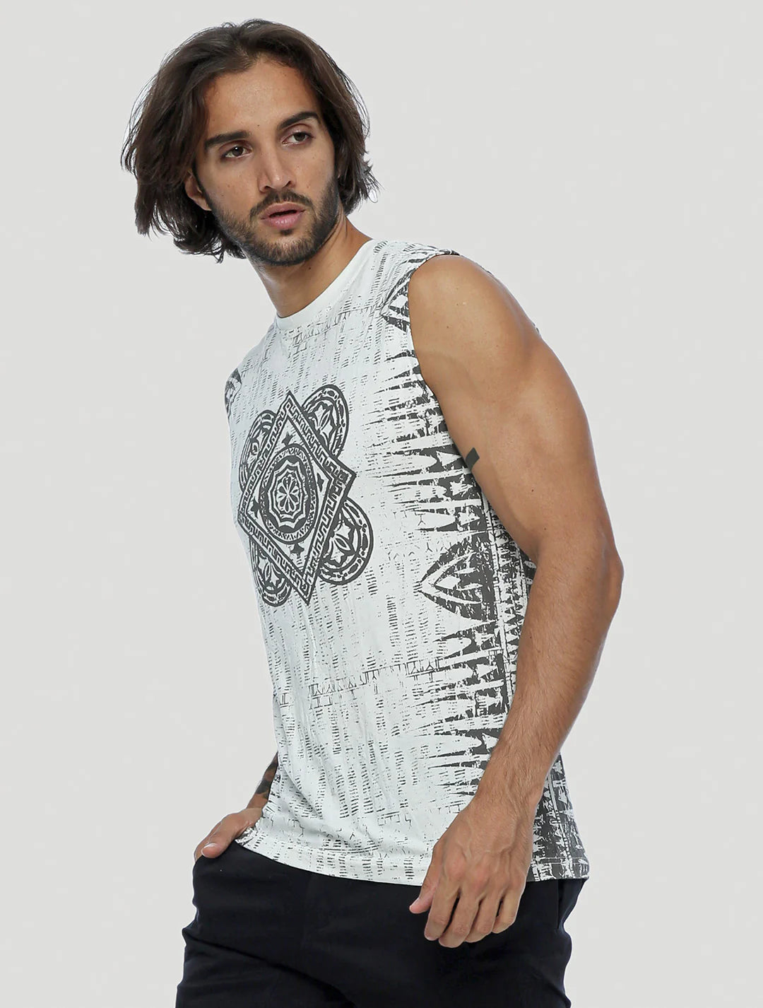 JAYA Sleeveless Tee In Off White