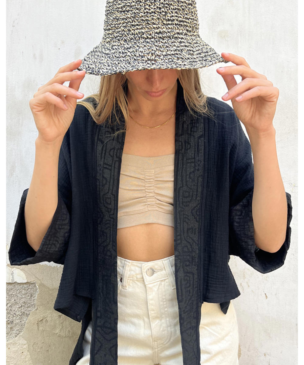 ZORI Short Kimono In Black