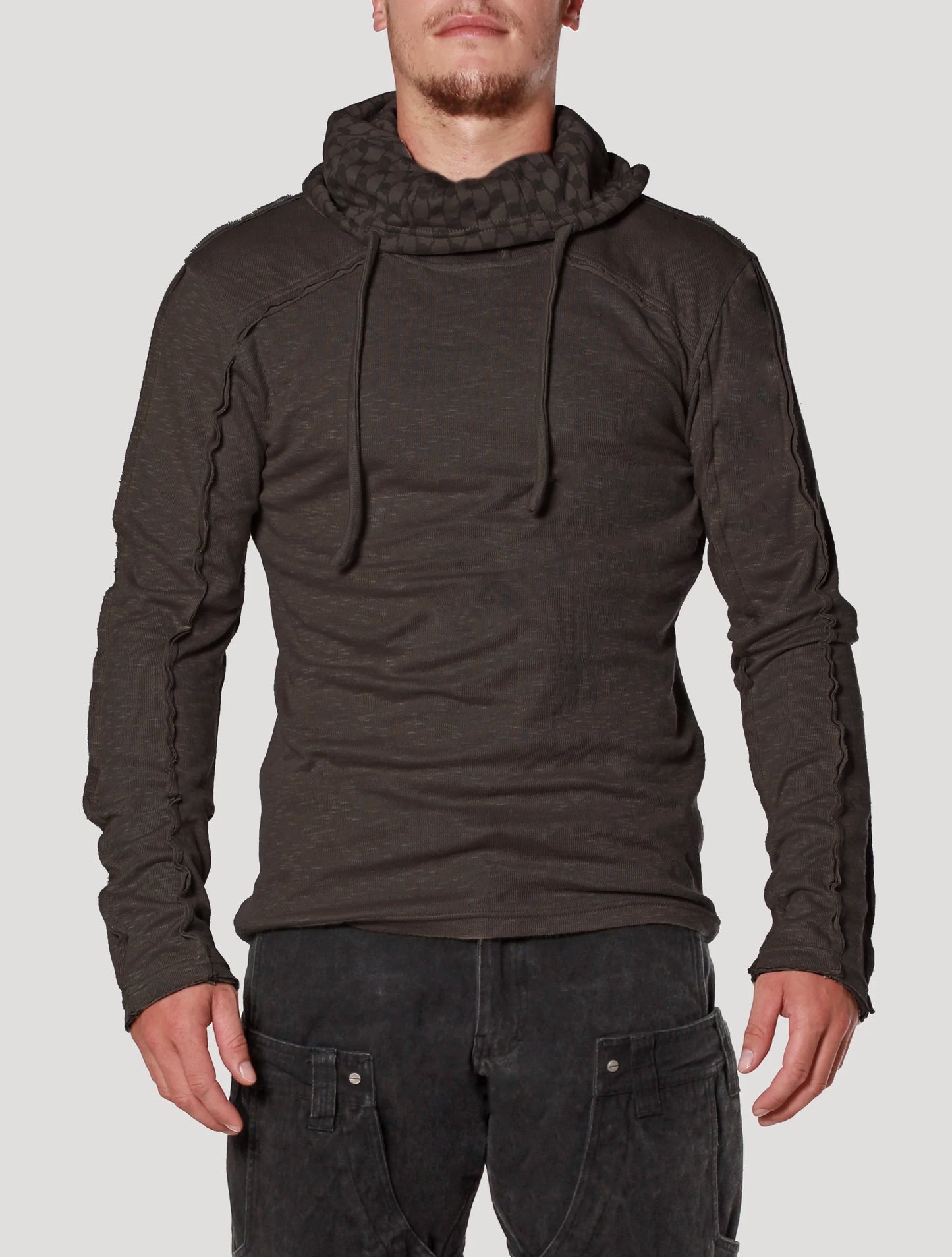 KAFIYA Hooded Jumper In Olive / Charocal
