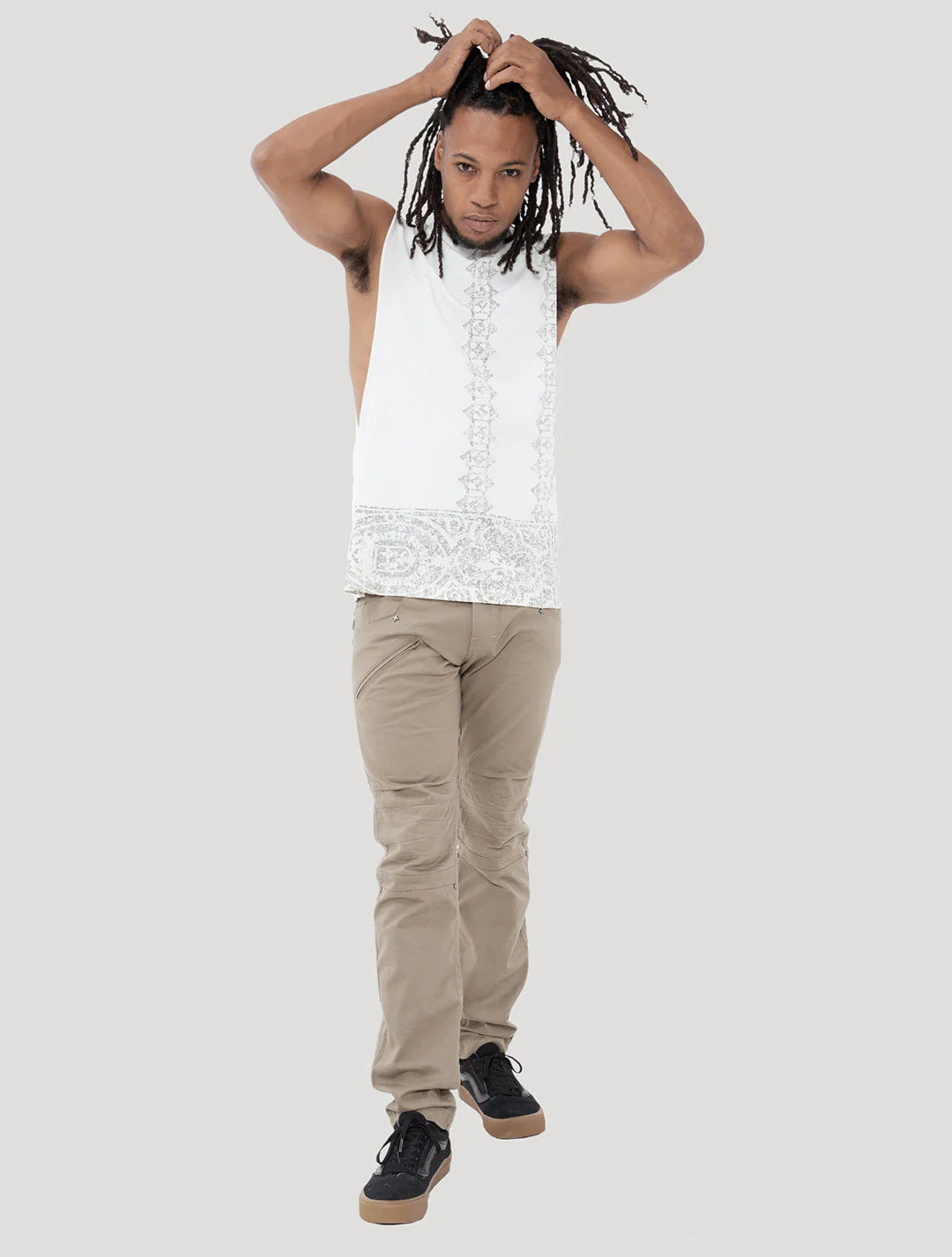 MEMO Sleeveless Tee In White