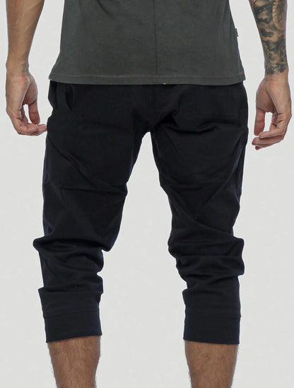 NJORD 3/4 Shorts In Black