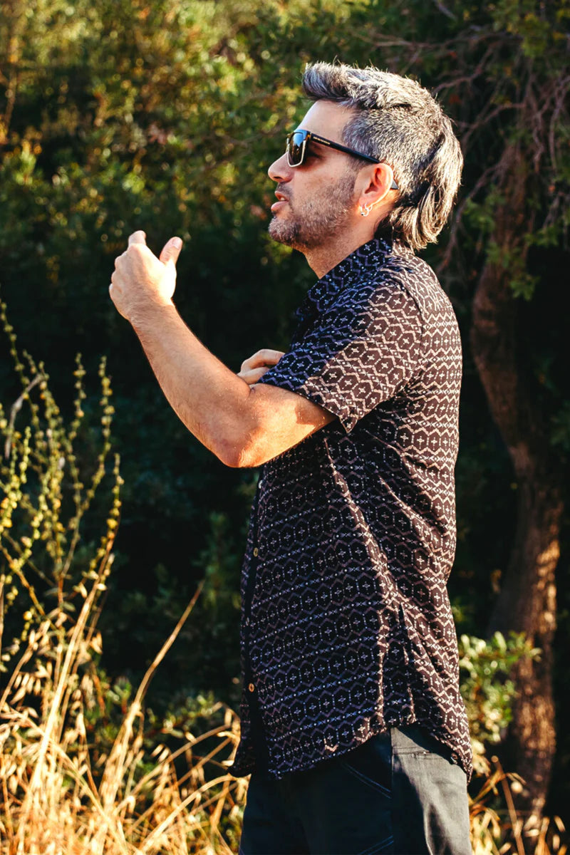 HYPER TRIBAL Button Short Sleeve Shirt