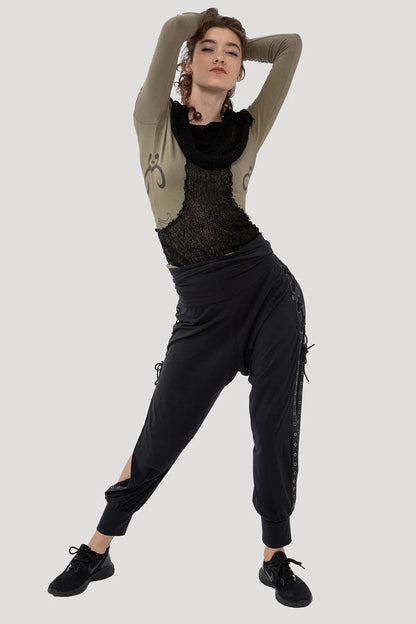 REXI Pants In Black