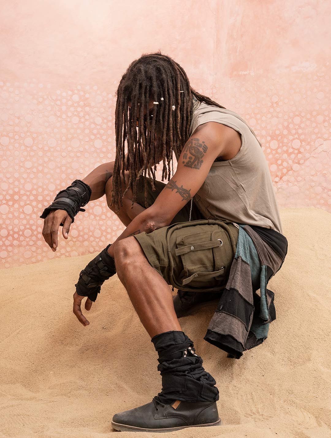 RAZOR Bermuda In Olive Noir