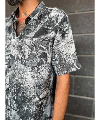 SHATTER Short Sleeve Botton Shirt In Black & White