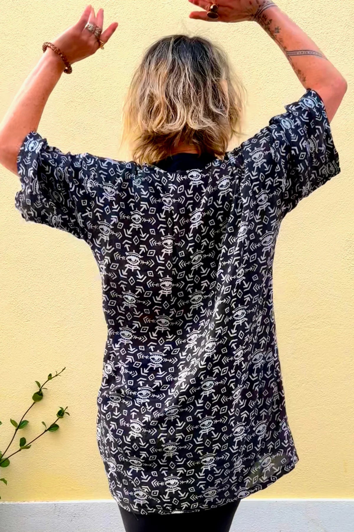 FALUJA BW Print WO Button Short Sleeve Shirt