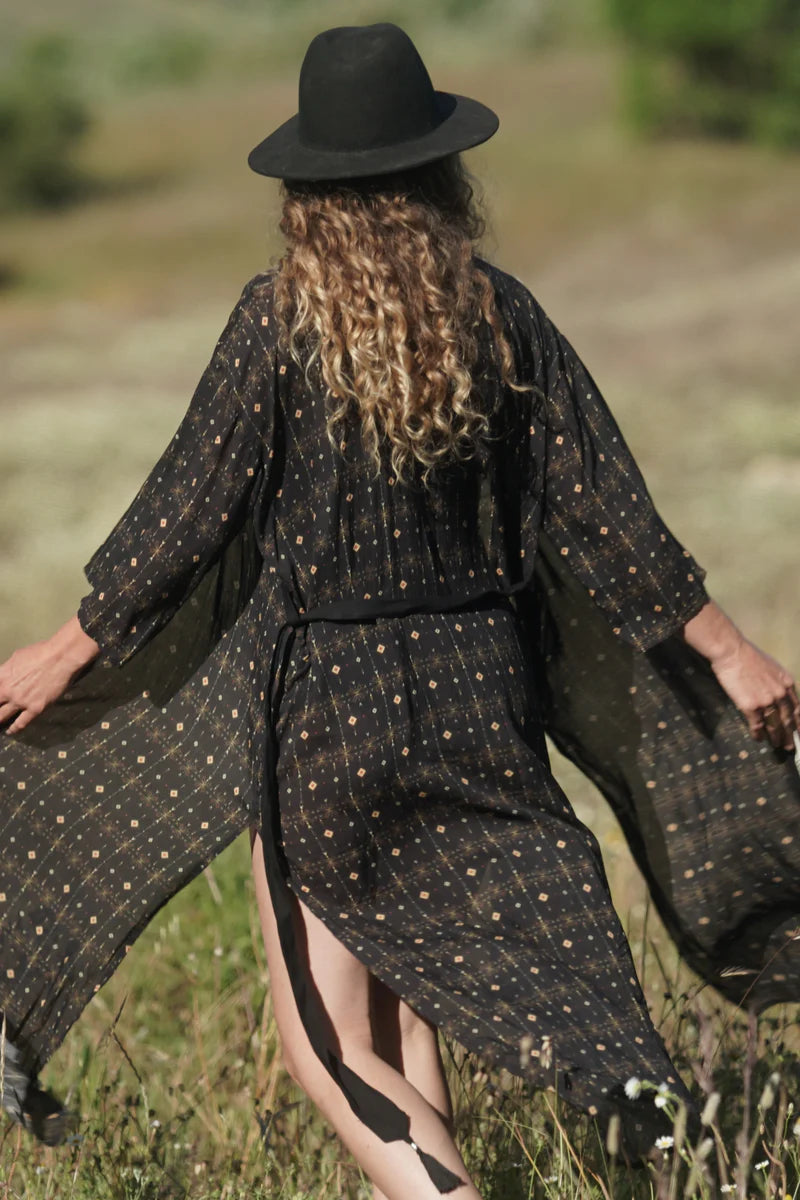 FIREWORKS UNISEX LONG KIMONO