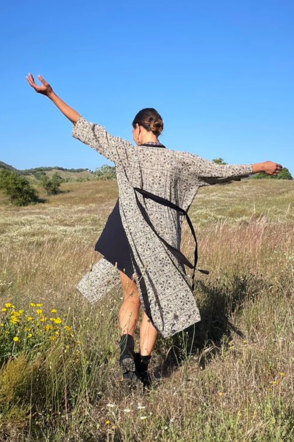 MANDALA PRINT LONG KIMONO