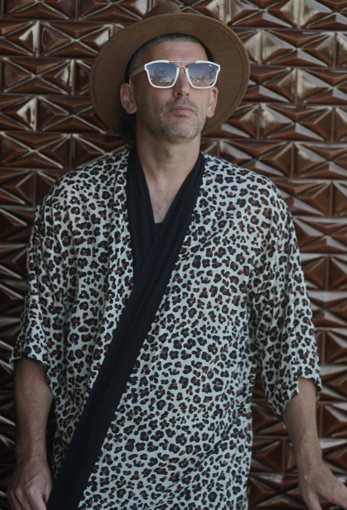 UNISEX LEOPARD Short Kimono
