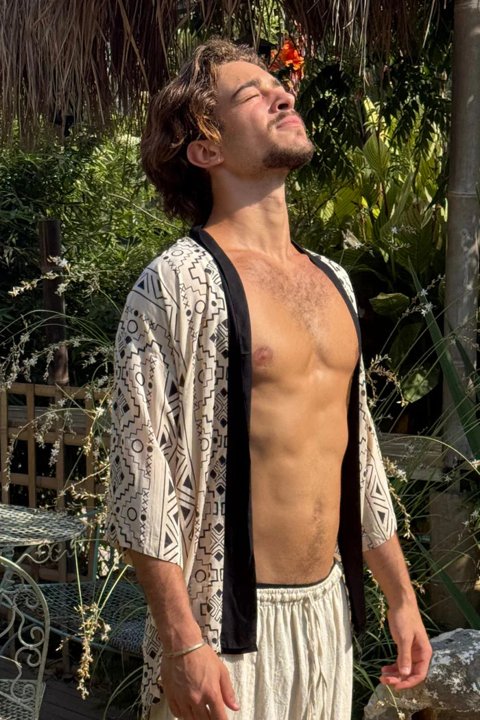 BW Print Short Kimono