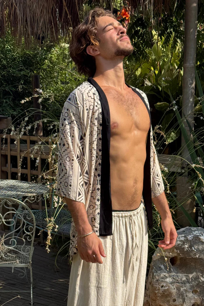 BW Print Short Kimono