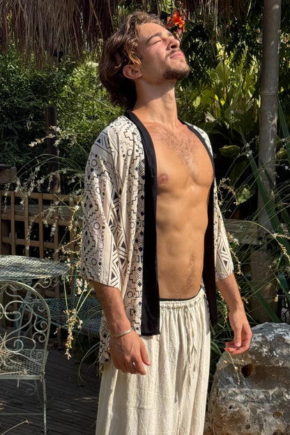 BW Print Short Kimono