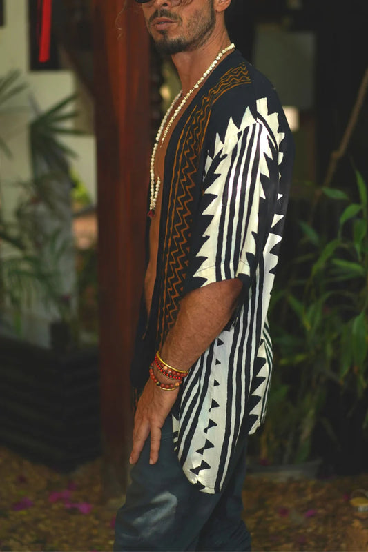 DARK TRIBAL PRINT Short Kimono