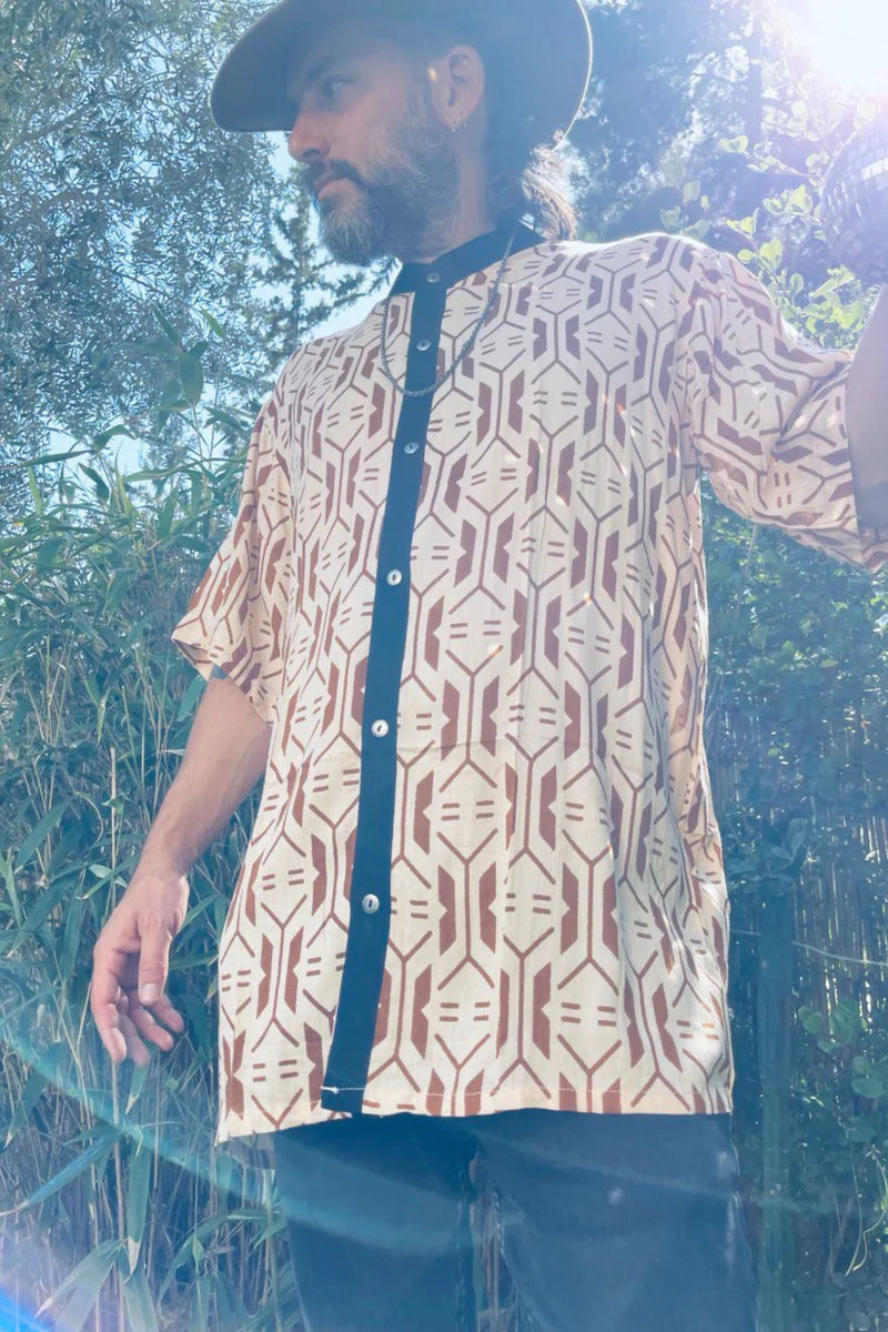 GEO PATTERN UNISEX Button Short Sleeve Shirt