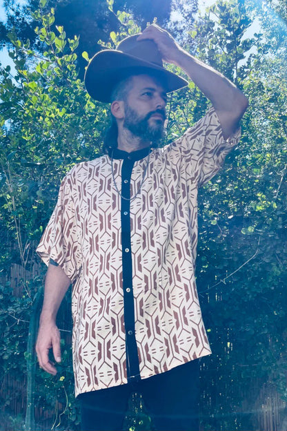 GEO PATTERN UNISEX Button Short Sleeve Shirt
