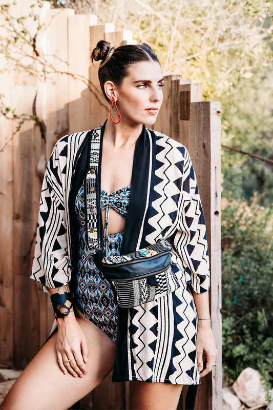 BOHO Short Kimono In Black & White Print