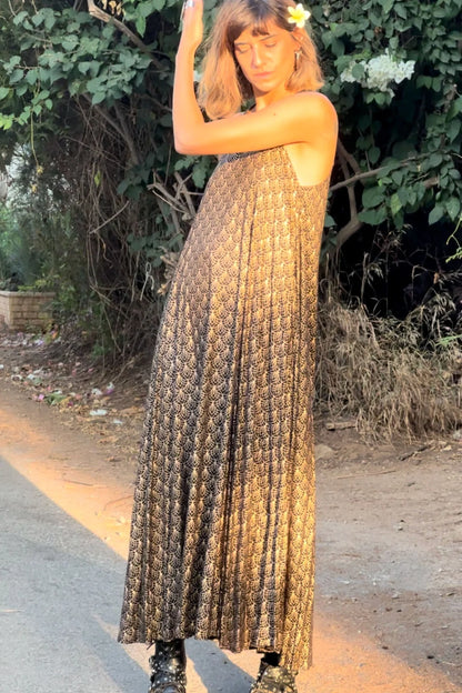 NINA Maxi Dress In Gold Print