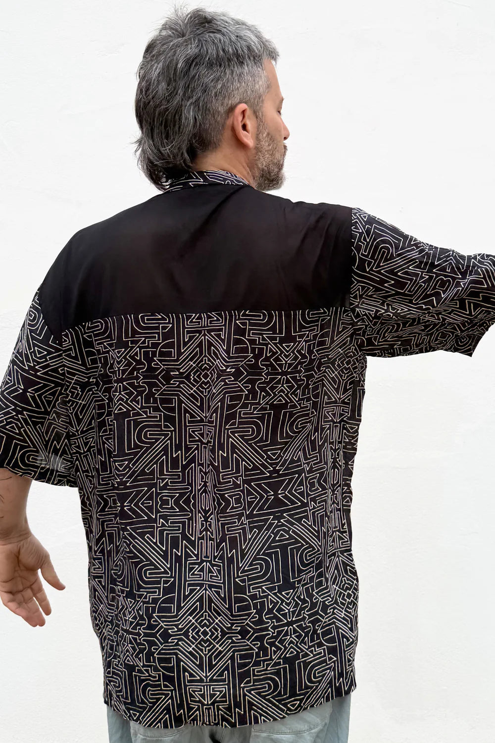 TRIBAL MAZE Unisex Button Tunic