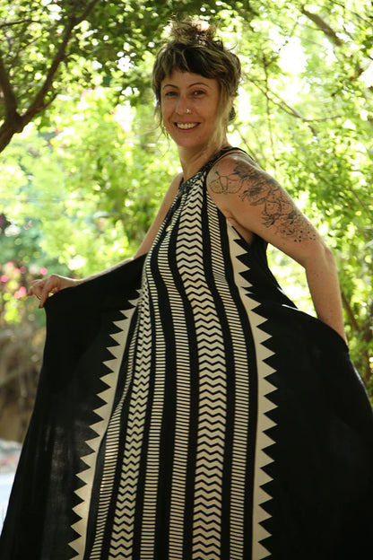 NINA Maxi Dress In Tribal print