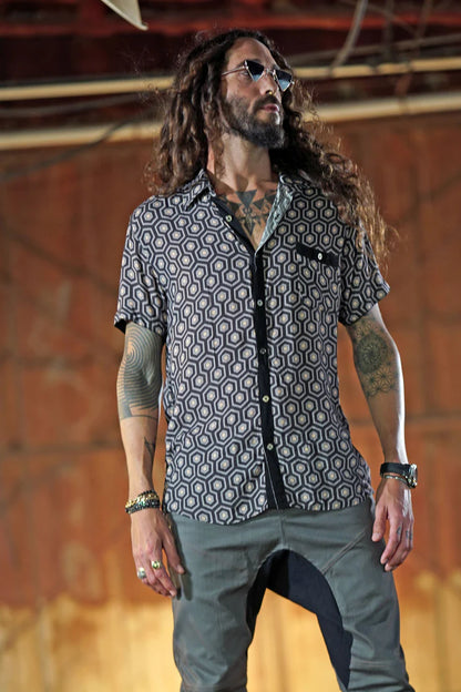 HYPER DIGITAL BEEHIVE Button Shirt