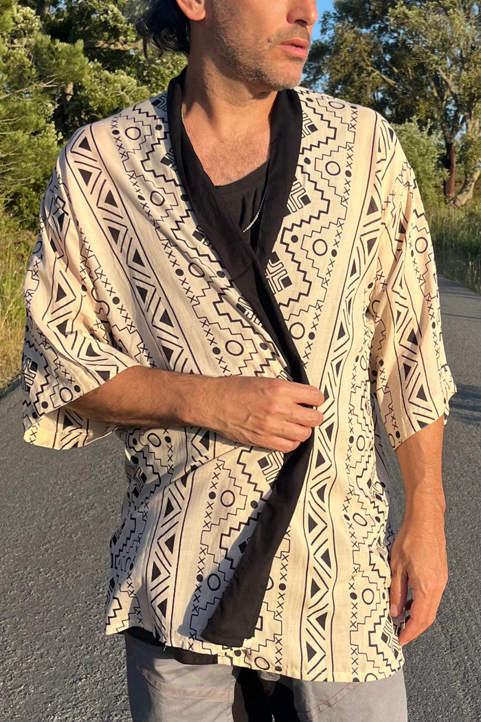 BW Print Short Kimono