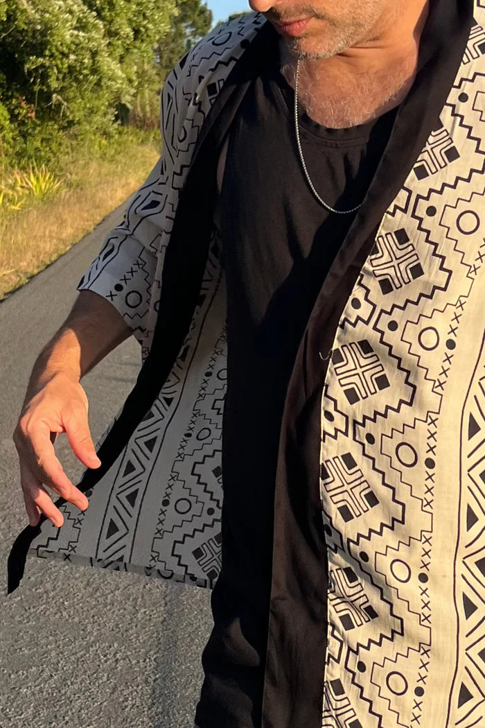 BW Print Short Kimono