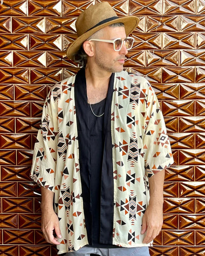 TRIANGLE Print UNISEX Short Kimono
