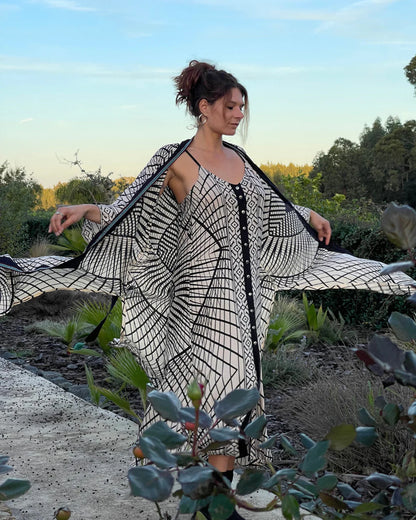 BOHO KIMONO BLACK & WHITE