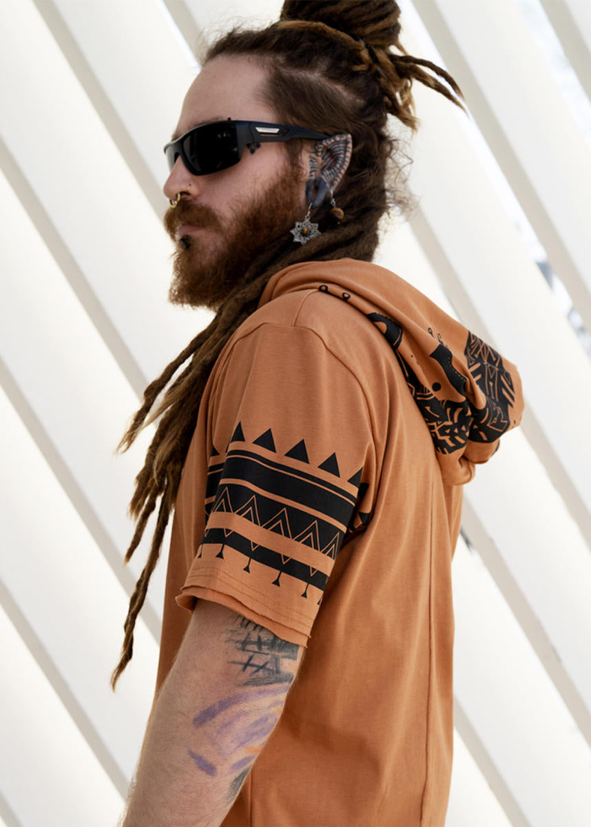 ZIKIT Hooded T-Shirt In Hamra