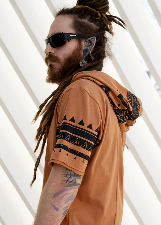 ZIKIT Hooded T-Shirt In Hamra