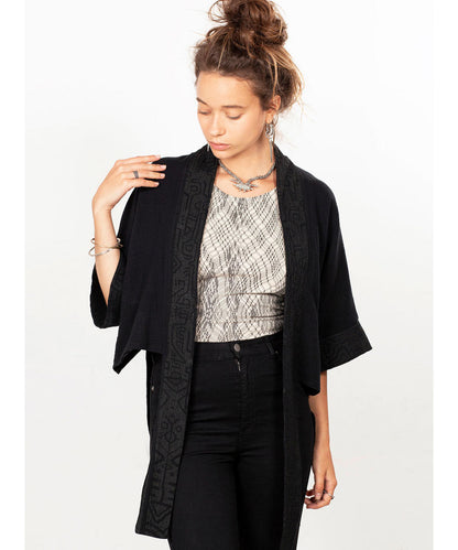 ZORI Short Kimono In Black