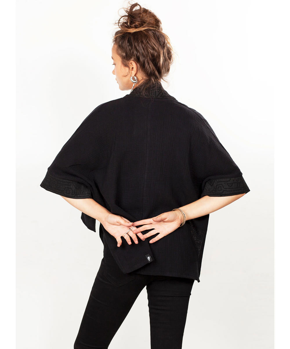 ZORI Short Kimono In Black