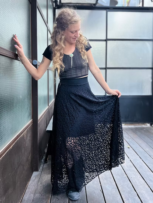 VIKA Skirt Black Cut Lace Elegance