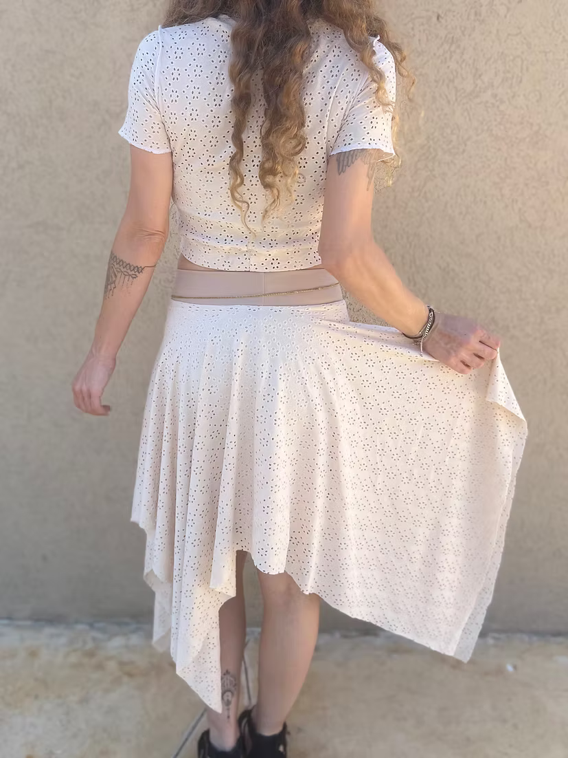Dream Skirt – Almond & Lace Garden Edition